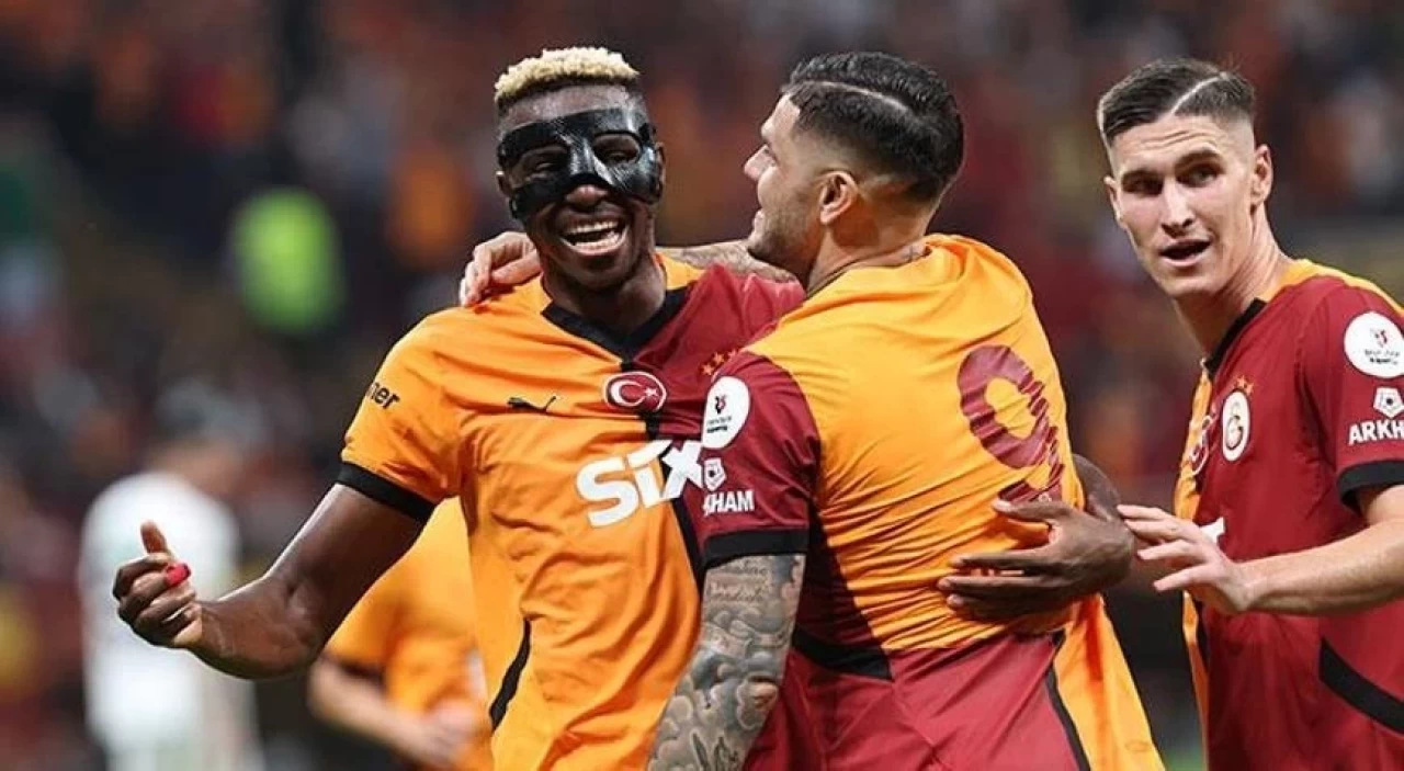 Osimhen Rigas RFS Maçı Neden Yok, Kadroda mı, Cezalı mı, Sakatlığı mı Var, Son Durumu Ne?