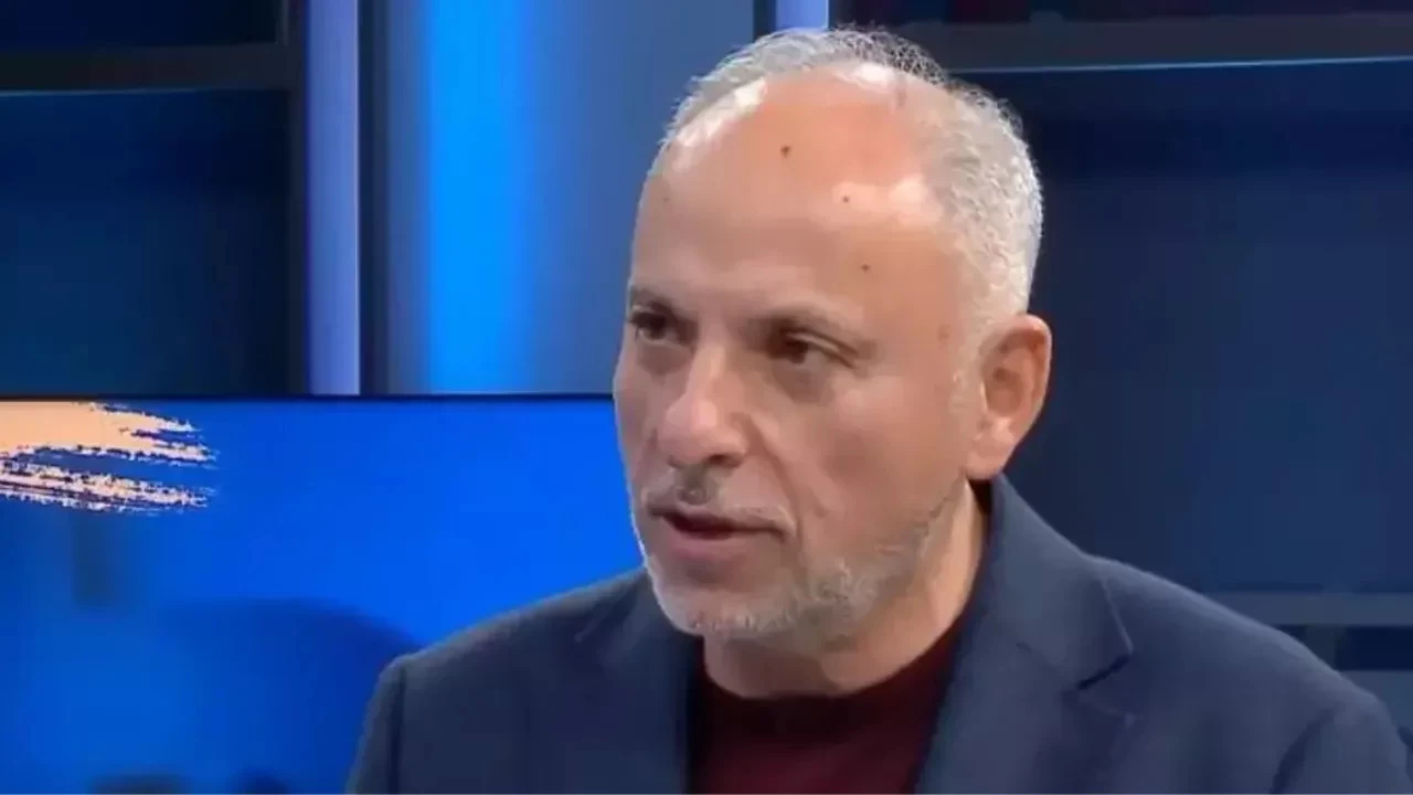 Tarık Çelenk Kimdir, Ne İş Yapar, Görevi, Kaç Yaşında, Aslen Nereli, Evli Mi, Nerede Yazıyor, Hayatı!