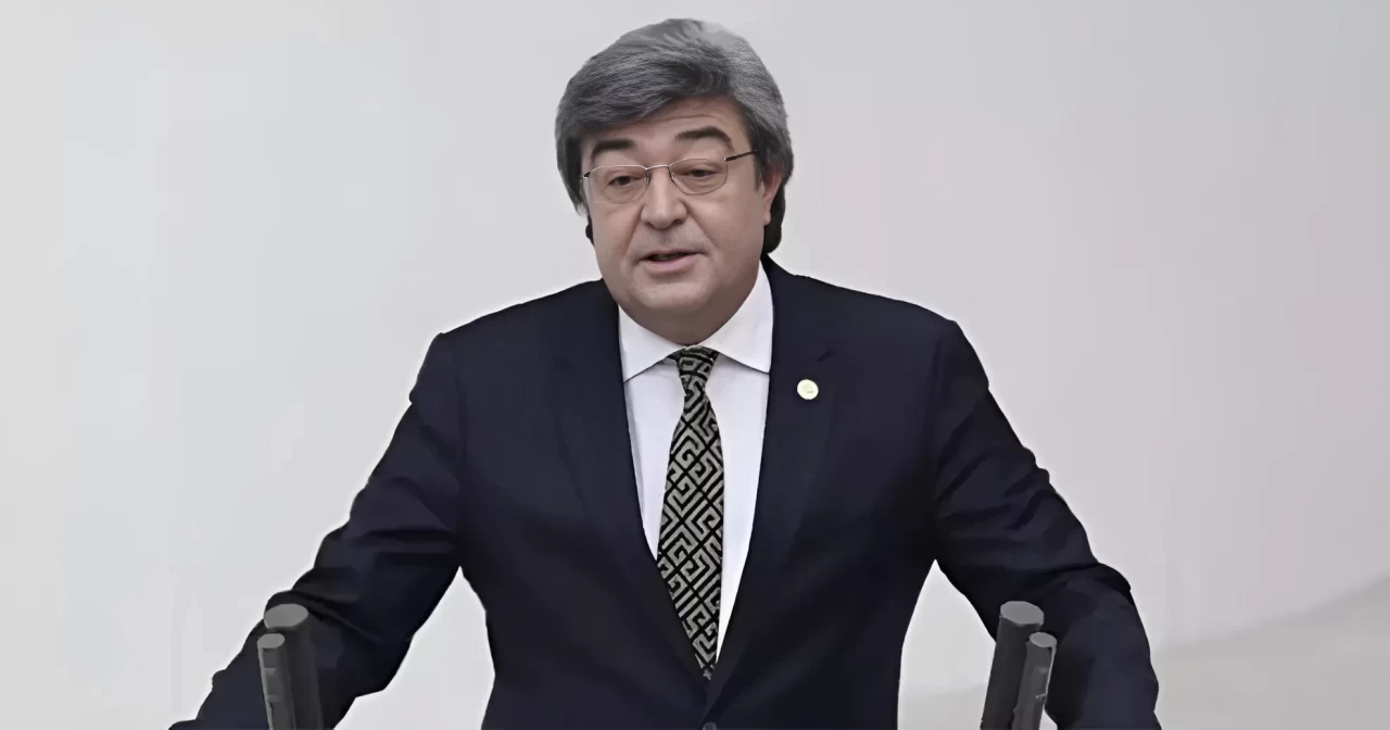 İYİ Partili Dursun Ataş Kimdir? Neden İstifa Etti? Partisinden Ayrılma Gerekçesi Belli Oldu!