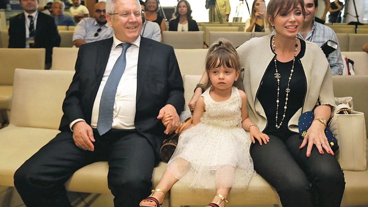 Aziz Yıldırım Eşi Gonca Çelikkıran Yaş Farkı Kaç, Ne İş Yapıyor, Kaç Yaşında, Çocuğu Var Mı?