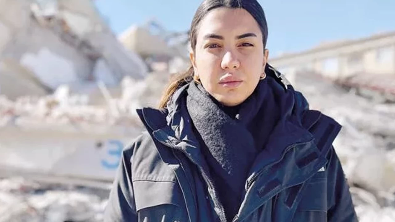 Fulya Öztürk Evli Mi, Kiminle Evli, Eşi Kim, Bekar Mı, Nereli, Kaç Yaşında?