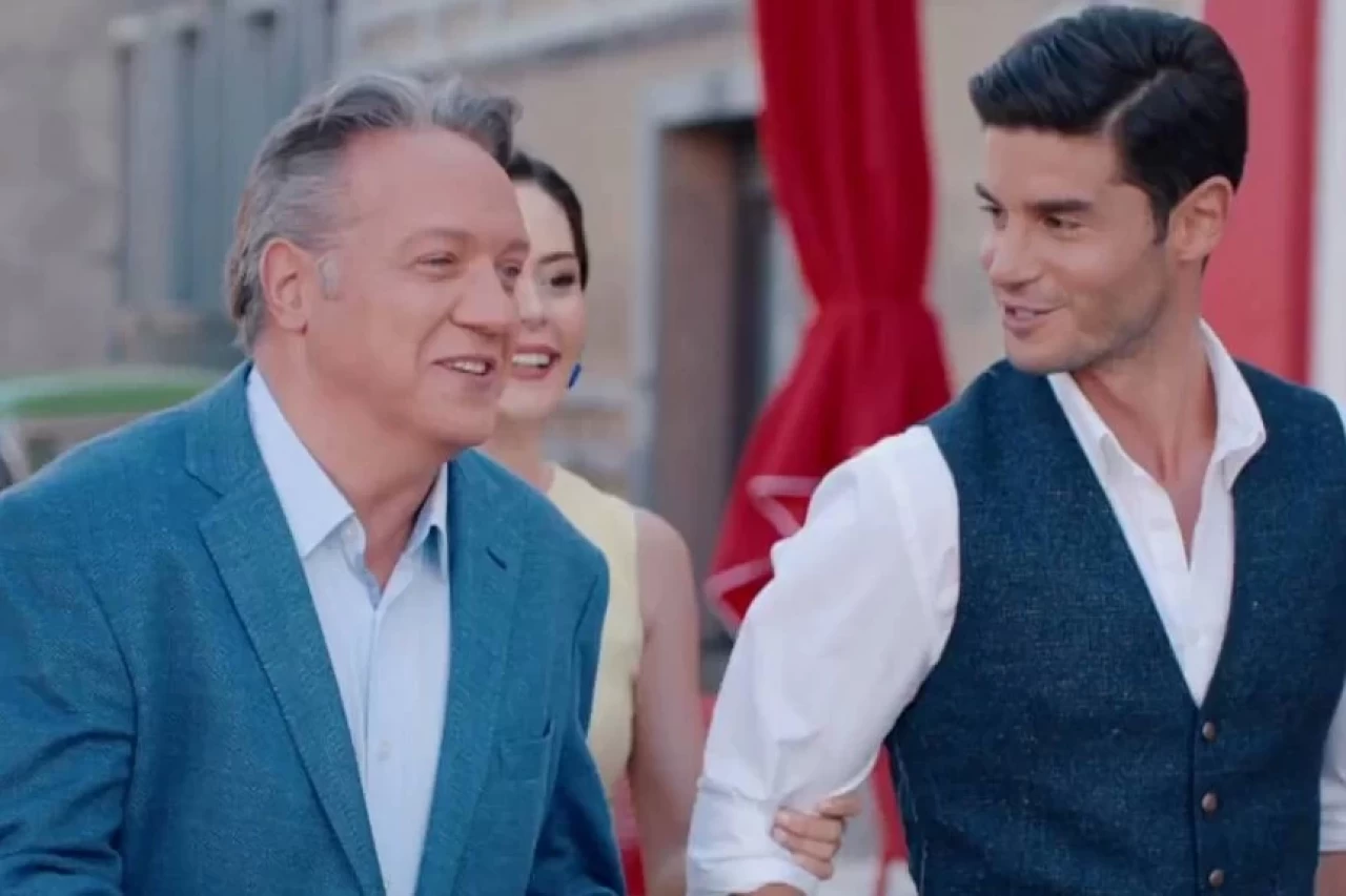 Leyla dizisi Melih'i gerçek adı ne, kim oynuyor, evli mi, kaç yaşında, eşi kim, aslen nereli?