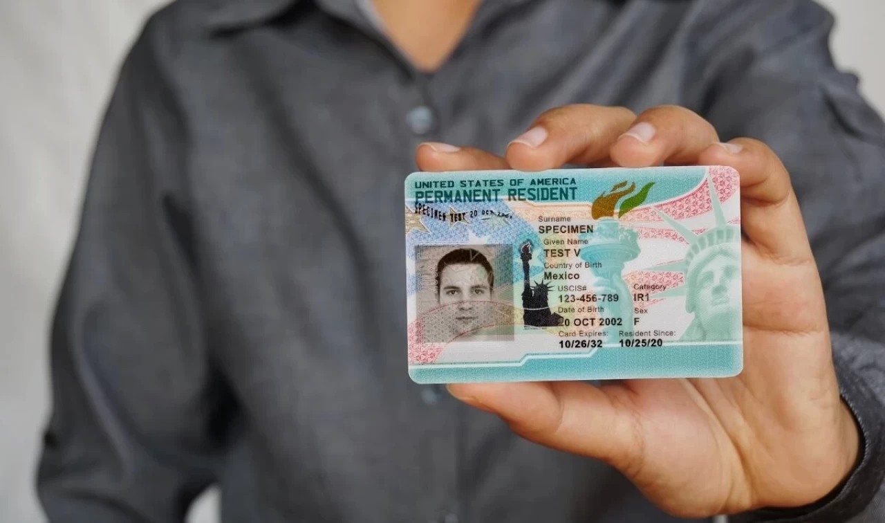 2025 Green Card başvuru tarihleri, şartı ne, nereden online başvuru yapılır, aileler Green Card Başvurusu!