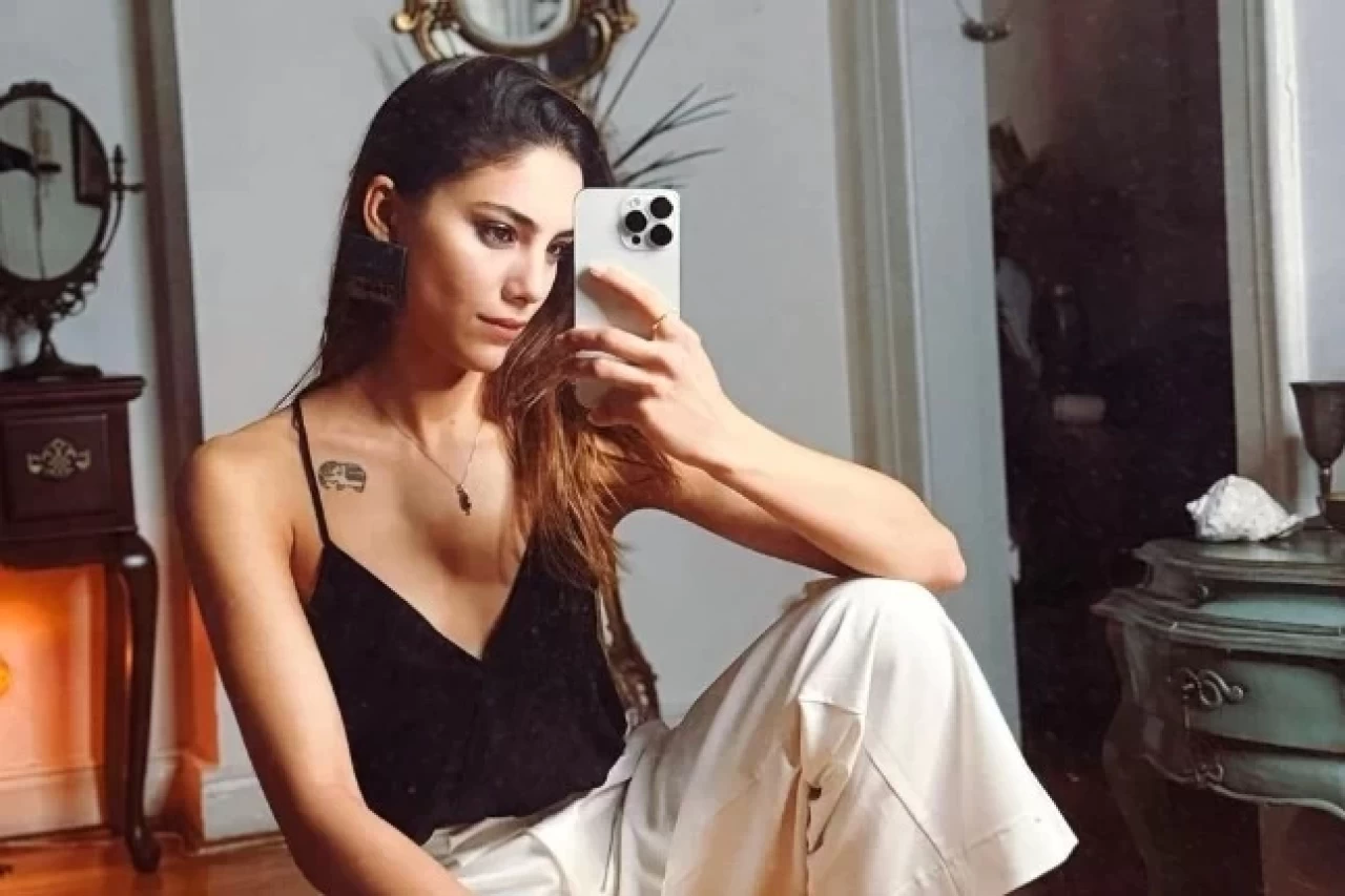 Albora'nın Sert Kışı Zerrin gerçekte kim, aslen nereli, kaç yaşında, evlimi, sevgilisi kim?