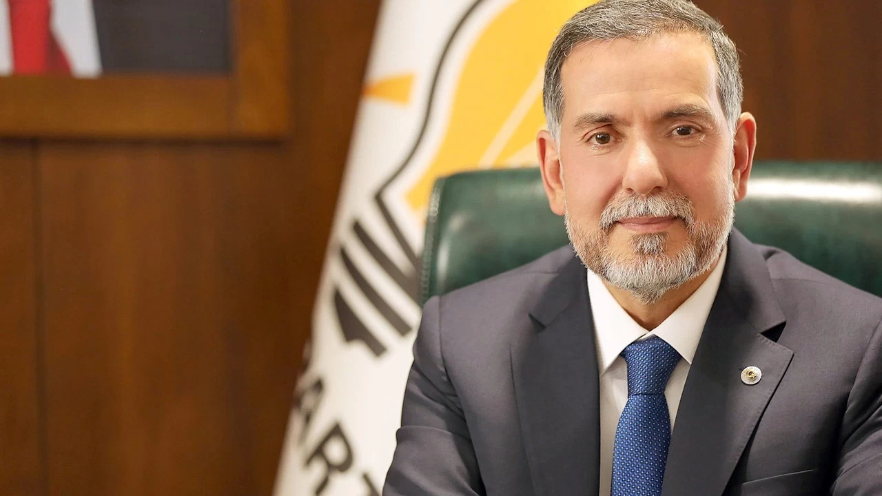 Ahmet Zenbilci Oğlu Kimdir, Ne Yaptı? İstifa Nedeni Nedir?