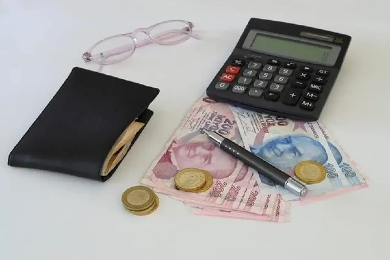 Zamlı Emekli Maaşı Ne Zaman Yatacak? SSK, Bağ-Kur ve Emekli Sandığı Ödeme Takvimi Belli Oldu