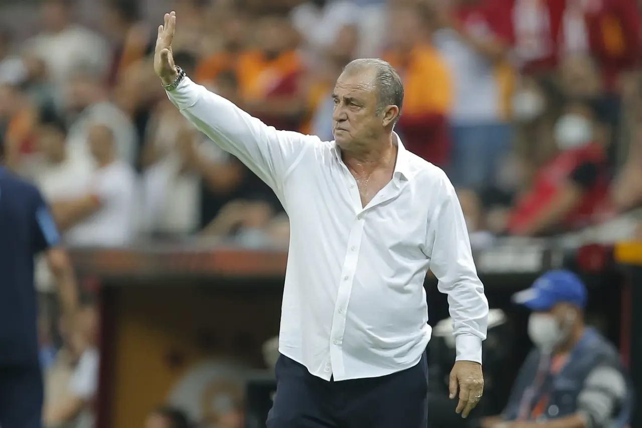 Fatih Terim’e Sıradışı Veda! Suudi Arabistan’dan ‘Halil İbrahim’ Türküsüyle Teşekkür Mesajı
