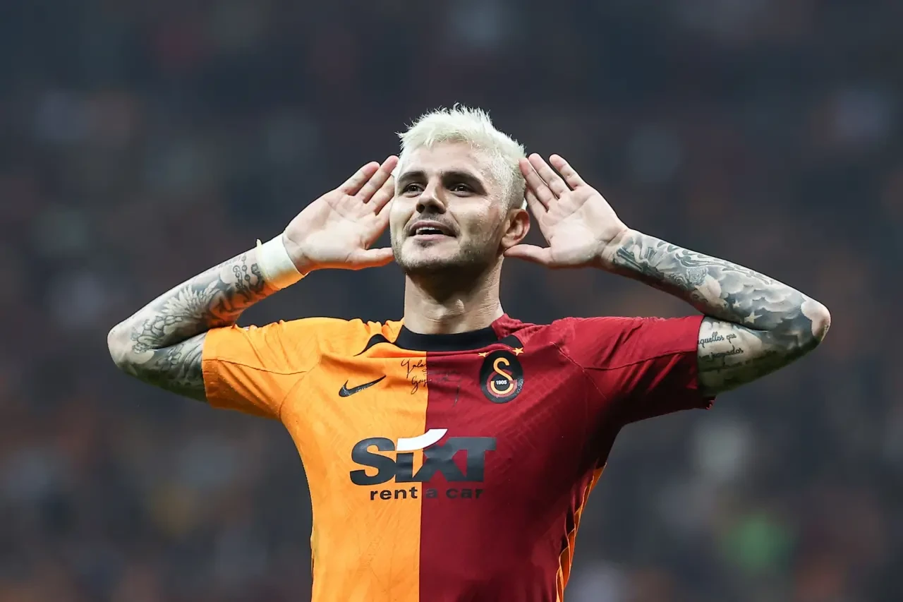 Ezeiza Havalimanı’nda Gerilim Dolu Anlar! La China Suarez’in Gözyaşları, Icardi’nin Sessizliği!