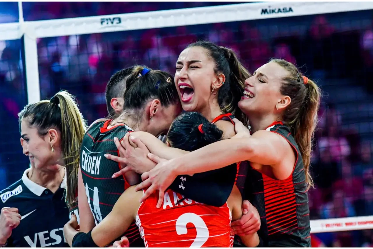 Filenin Sultanları Sahaya Çıkıyor! Türkiye–Sırbistan Maçı Saat Kaçta, Hangi Kanalda?