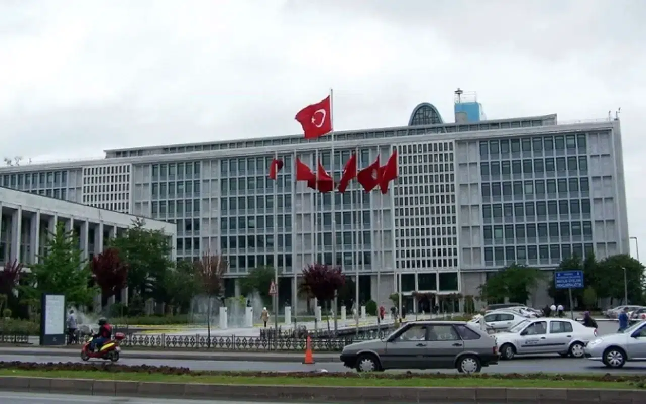 İBB’ye Reklam İhalesi Operasyonu! 14 Kişi İçin Gözaltı Kararı