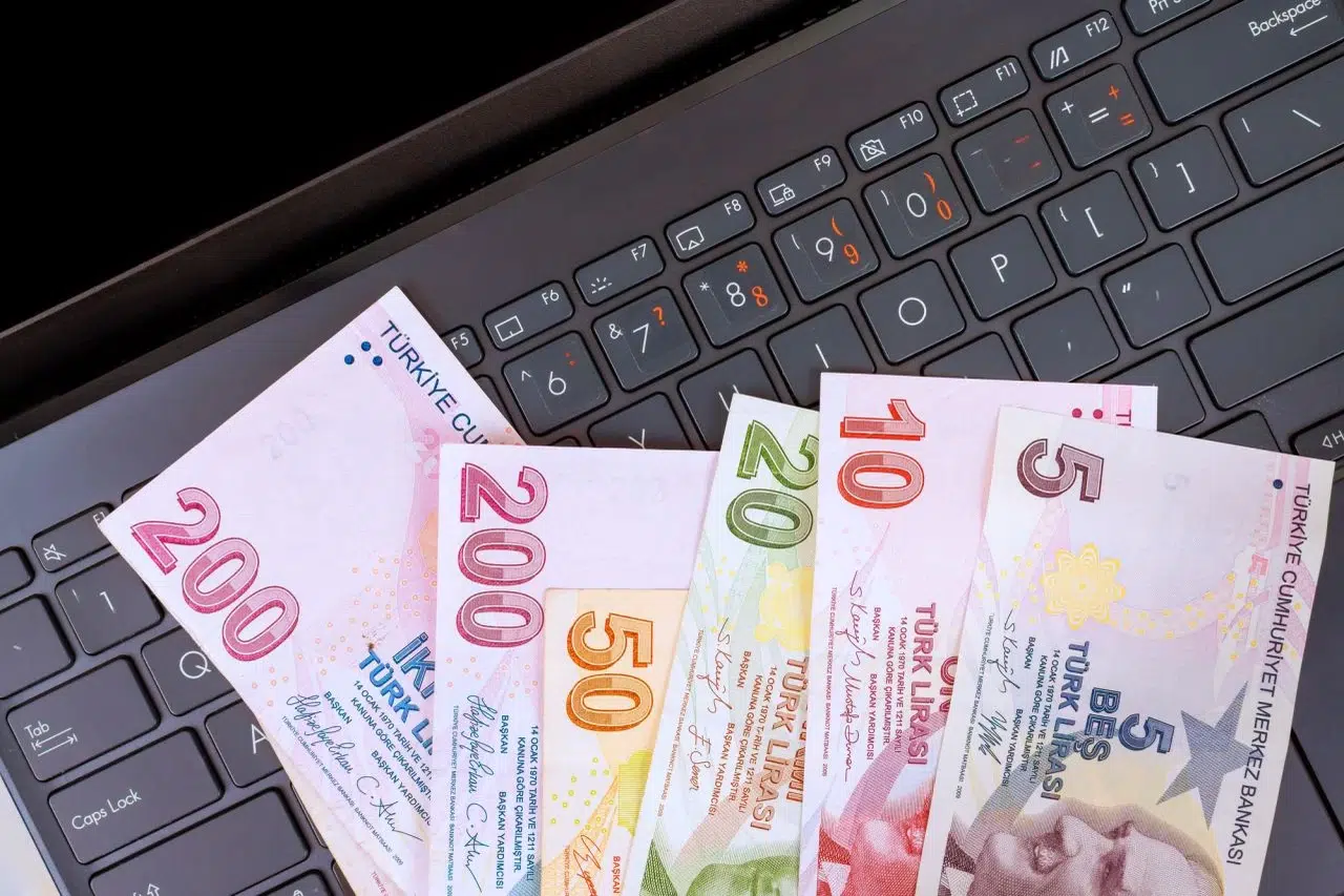Asgari Ücrete 2026’da Ne Kadar Zam Gelecek? Özgür Erdursun’dan Dikkat Çeken Tahmin