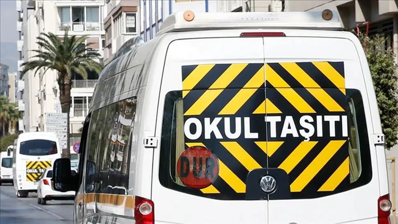 İstanbul'da Servis Ücretlerine Rekor Zam Talebi: Okul Servislerine %50, Personel Servislerine %100 Artış