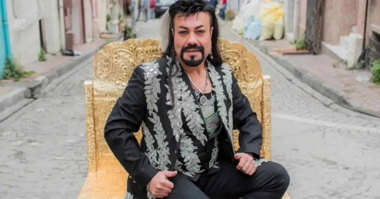 Kobra Murat Kızına “Boyu Kadar” Altın Taktı