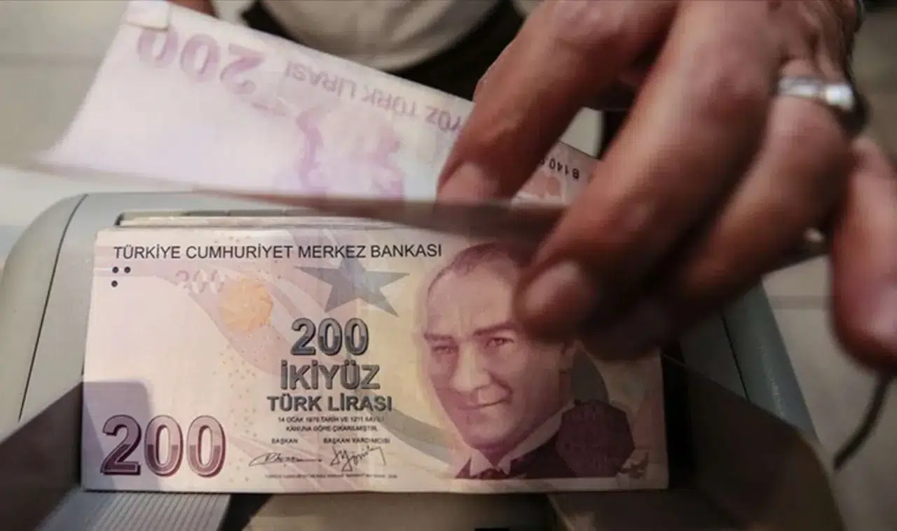 Mevduat Faizleri Eriyor! En Yüksek Faiz Veren Bankalar Belli Oldu
