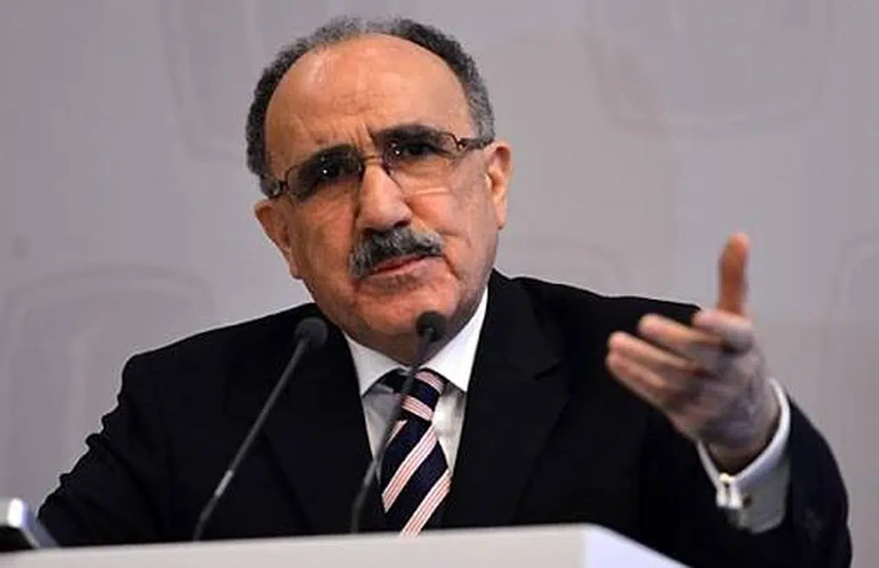 Beşir Atalay Kimdir, Hangi Partiden, Aslen Nereli, Kaç Yaşında, Evli mi? Biyografisi ve Hayatı Burada