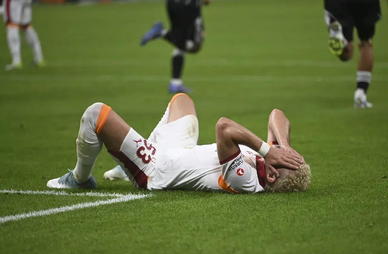 Frankfurt'tan Galatasaray'a Tarihi Hezimet: Maçta İki Gol Sanchez’ten