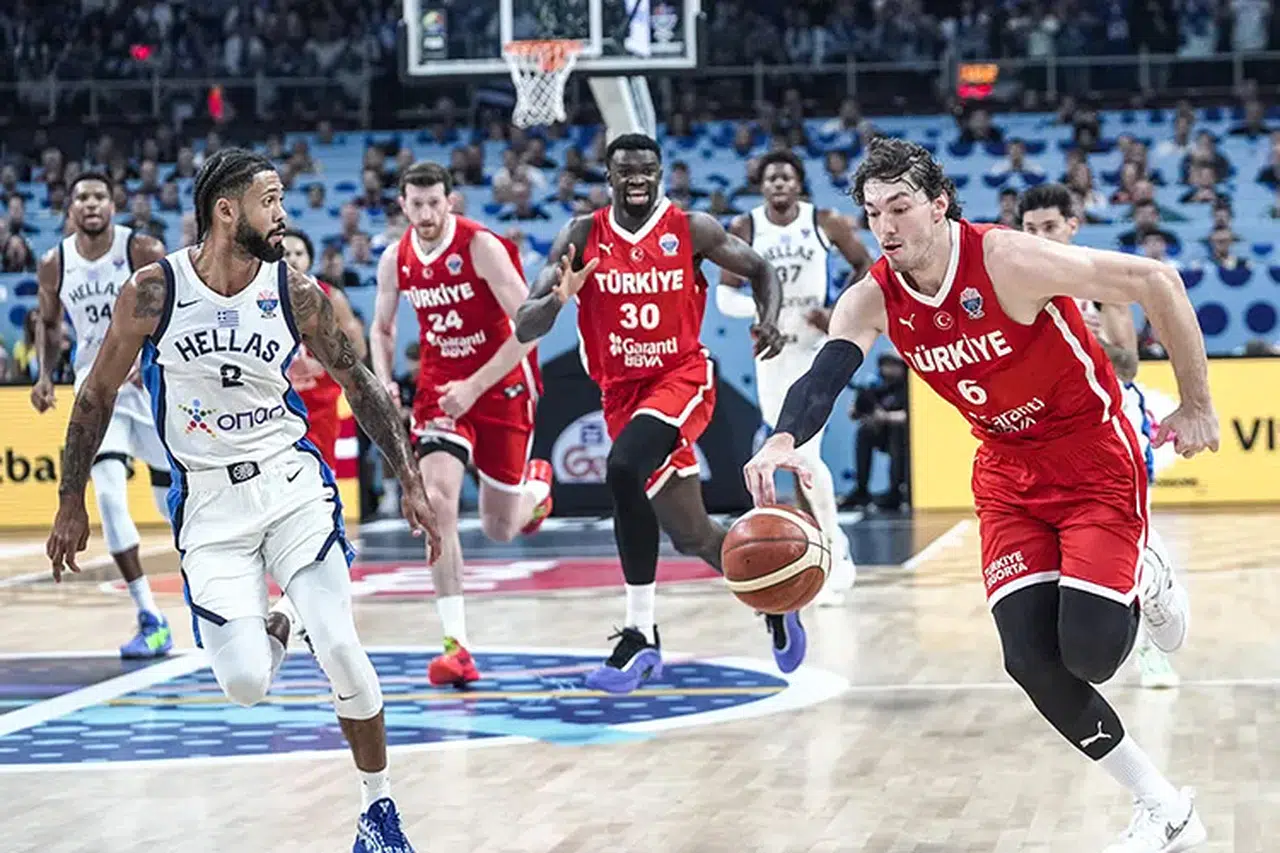 12 Dev Adam Tarih Yazdı: Türkiye, EuroBasket 2025’te Finalde!