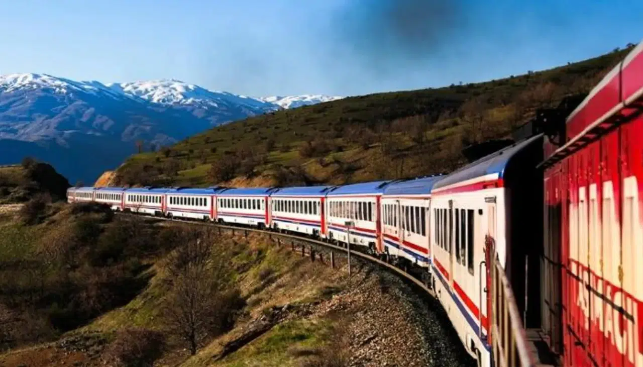 Avrupa Tren Rotası Yeniden Açıldı: Türkiye'den Paris'e Nostaljik Yolculuk