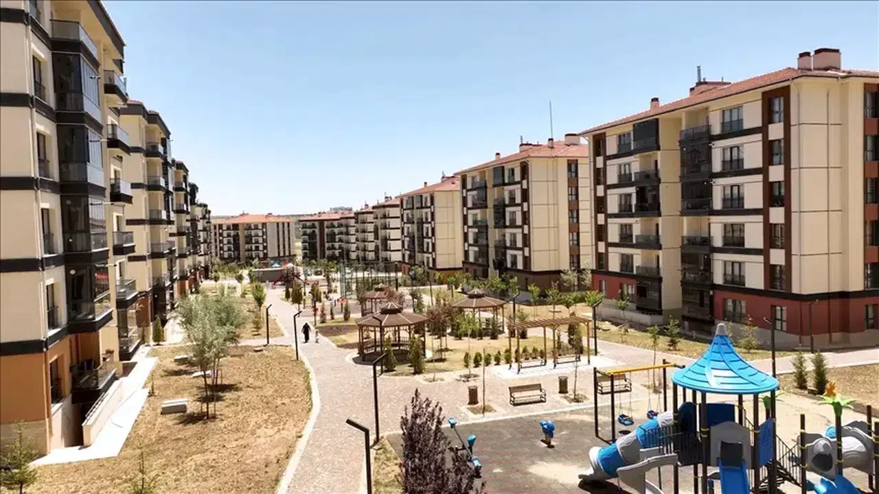 İzmir'deki TOKİ Kura Sonuçları Duyuruldu: Hak Sahibi Olup Olmadığınızı Öğrenmek İçin Gerekli Adımlar!