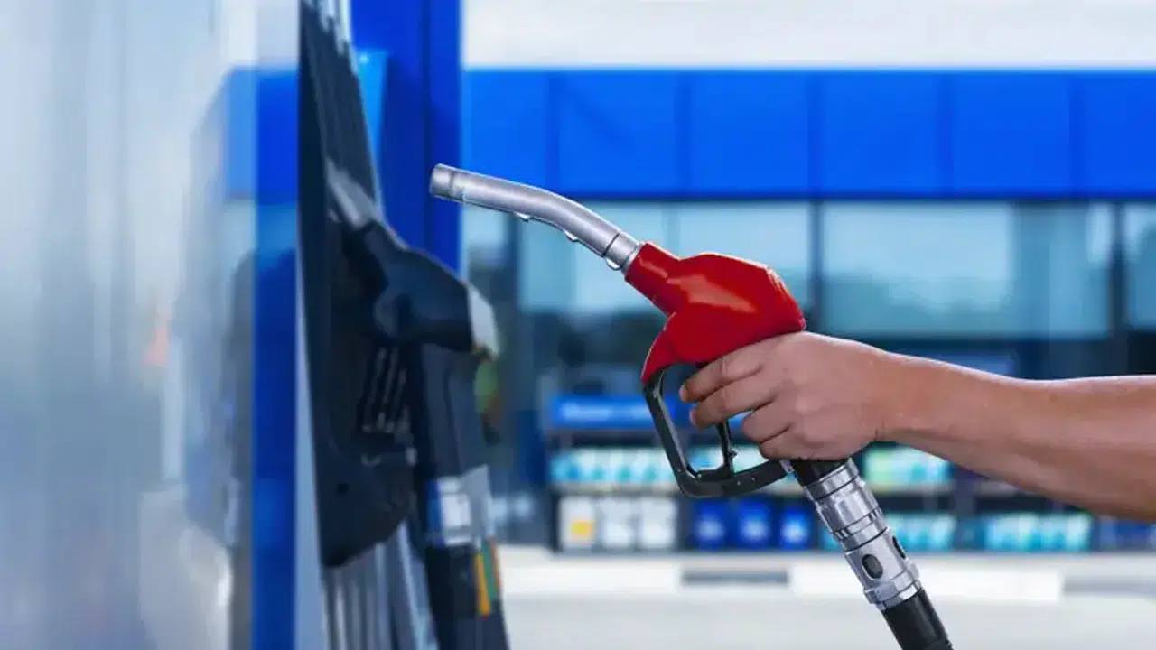 Pompa fiyatlarında yeni dönem: 6 Mayıs itibarıyla güncel benzin ve motorin listesi