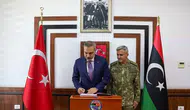 Dışişleri Bakanı Fidan Libya'daki Türk askeri birliğini ziyaret etti