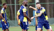 Fenerbahçe deplasman yolculuğu öncesi hazırlıklarını bitirdi