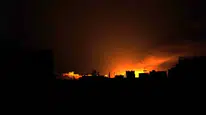 Yemenin stratejik limanına füze saldırısı düzenlendi