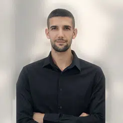 Ardıl Çakmak Kimdir?