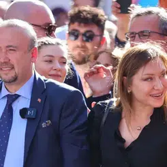 Özkan Yalım Evli Mi, Eşi Kim? Ayşeğül Yalım Kimdir?