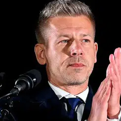Macaristan'ın yeni başbakanı Peter Magyar kimdir ve hangi siyasi dönüşümlere imza atmaktadır?