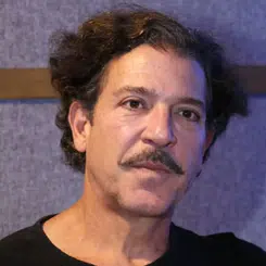 Burak Sergen'in Kardeşi Toprak Sergen: Kimdir ve Ne İş Yapar?