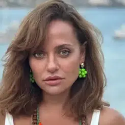 Didem Balçın: Türk Sanat Dünyasının Parlayan Yıldızı