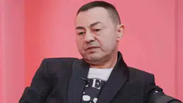 Serdar Ortaç'tan Geçmişe Yolculuk: Ferdi Tayfur ile Yıllar Önce Çekilen Kare Hayranlarını Hüzünlendirdi
