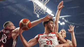 12 Dev Adam Fırtına Gibi Geliyor! Türkiye-Polonya Çeyrek Final Maçı Tarihi Belli Oldu