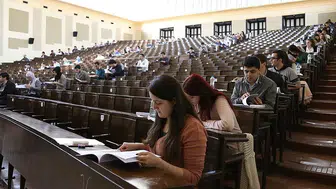 Sınavsız Üniversite Fırsatıyla Yeni Bir Bölüm Okumak Mümkün: Kayıt Süresi Daralıyor