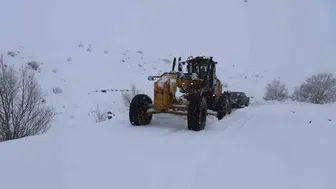 Ağrı’da kar yağışı 423 köy yolunu ulaşıma kapattı