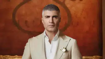 Özcan Deniz Kimdir? 2026 Yılbaşı Özel Programında Ekranlara Dönüyor!