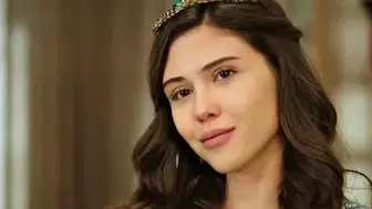 Dilara Aksüyek Kimdir? Ekranların Dikkat Çeken İsmi Yeni Dizisiyle Gündemde