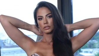 Demet Özdemir’den Tatil Pozu! Eşref Rüya’nın Nisan’ı Sezon Finalinden Sonra Bikinili Kareleriyle Gündemde