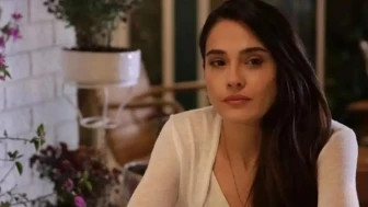 Ayşe’nin Öyküsü Dizisi Ne Zaman Başlıyor? Funda Eryiğit ve Caner Cindoruk’tan Yeni Dizi Sürprizi