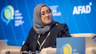 Büşra Karaduman Aktuna Kimdir? Londra’dan TRT’ye Uzanan Bir İletişim Kariyeri
