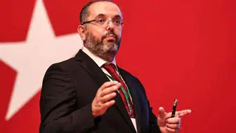 Erhan Afyoncu kimdir, kaç yaşında, aslen nereli, siyasi görüşü? Özel hayatı ve televizyon çalışmaları