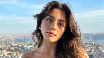 Sıla Türkoğlu Kimdir, Kaç Yaşında, Aslen Nereli, Boyu ve Burcu? İşte Hayatı ve Kariyeri Hakkında Bilinenler