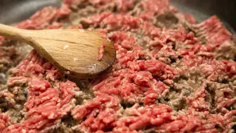 Buzdolabından çıkan kıyma en hızlı nasıl çözülür?