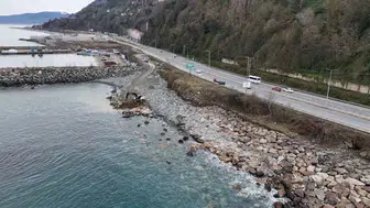 Rize-Çayeli arasında trafik kazalarına 'deniz dolgusuyla yan yol’ formülü