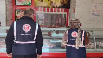 Diyarbakır'da kasap denetimlerinde 643 ürün incelendi, 377 bin lira ceza kesildi.