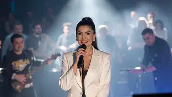 Esra Öztürk Kimdir? Nerelidir?