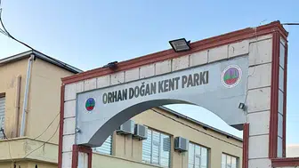 Siirt Belediyesi, Orhan Doğan isminin park tabelasından silinmediğini açıkladı.