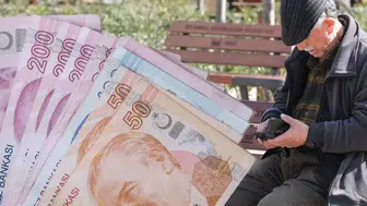 TC Kimlik ile Anında 120 Bin TL Hesapta! Akbank ve QNB Finansbank'tan 2026 Kredi Seçenekleri