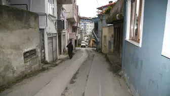 Trabzon'da dar yol sorunu çözülüyor: Başkan Genç, genişletme çalışmaları için kamulaştırma sürecini hızlandıracak.